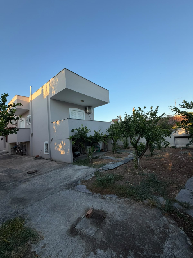 property-img