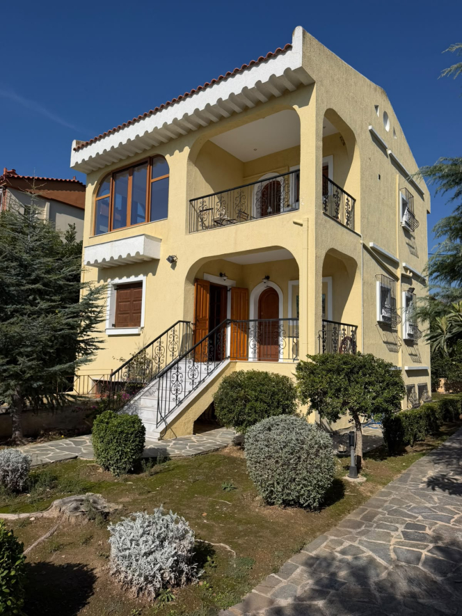 property-img